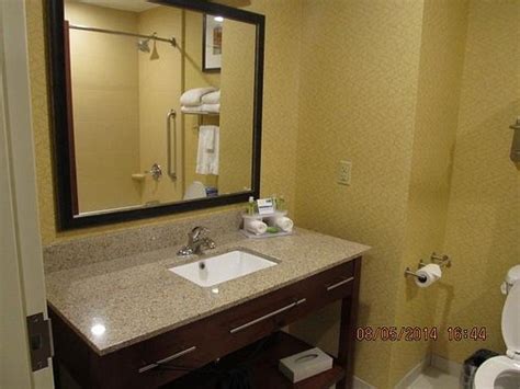 HOLIDAY INN EXPRESS & SUITES FRANKENMUTH, AN IHG HOTEL - Updated 2024 ...