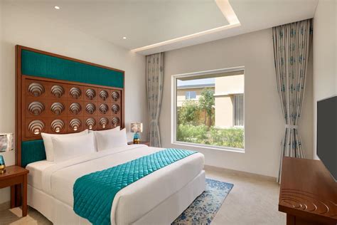 Hawthorn Suites by Wyndham Dwarka | Dwarka, IN Hotels