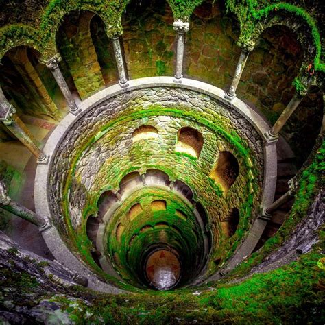 Initiation Well, Sintra, Portugal. | Orte, Gebäude, Burg