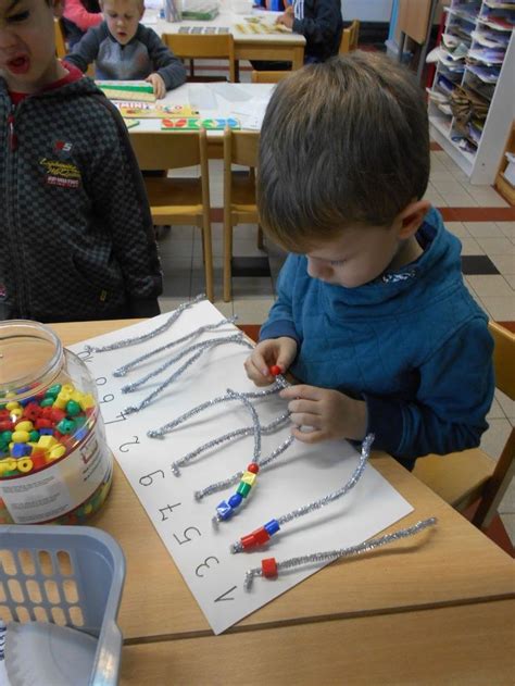 Engaging Hands-on math activity to work on number recognition and 1 to ...