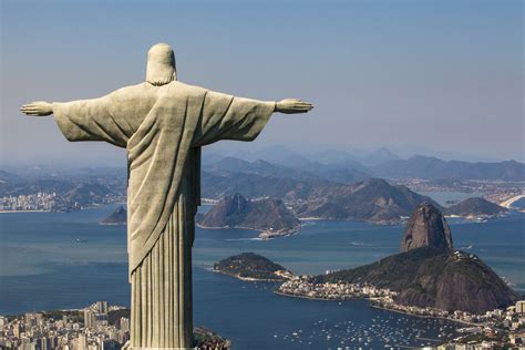 5 Reasons Why Christ the Redeemer Statue Is So Popular