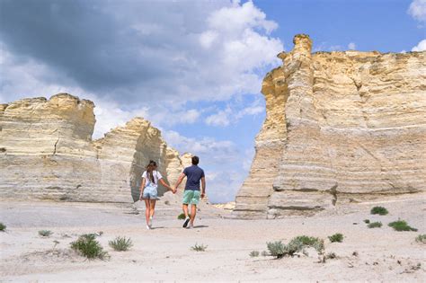 How to Find the Monument Rocks In Kansas • Jetset Jansen Jetset Jansen