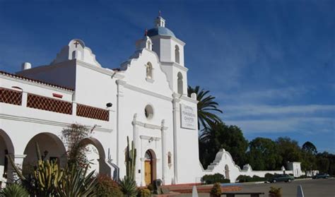 Old Mission San Luis Rey de Francia, Oceanside, CA - California Beaches