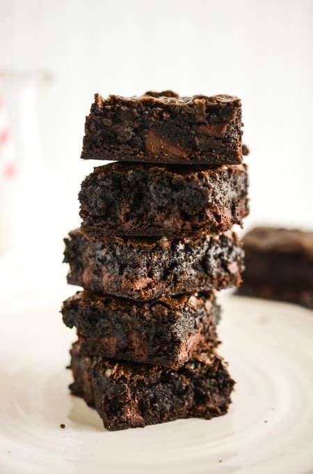 Chewy Brownies - The Cake Chica