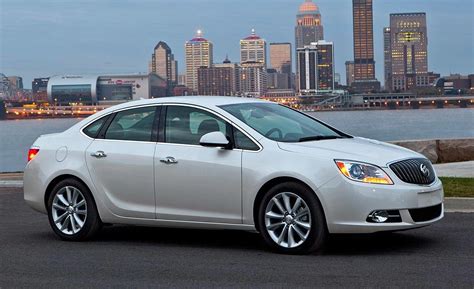 Photos: 2013 Buick Verano Turbo