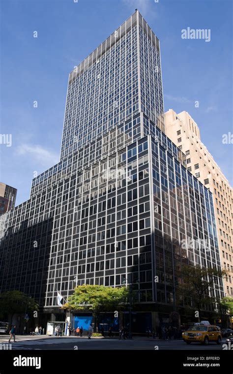 Pfizer Pharmaceutical World Headquarters, New York City Stock Photo - Alamy