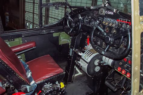 Air Museum Network – Photo of the Day: Avro Lancaster bomber cockpit