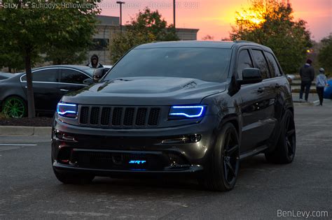 Blacked Out Jeep Srt