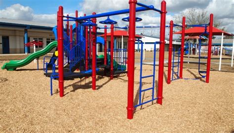 Elementary School Playground | Pro Playgrounds | The Play & Recreation ...