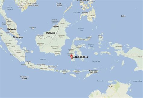 Makassar Map and Makassar Satellite Image