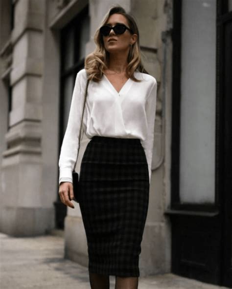 12 Boss Outfits Every Journalist Needs ASAP - Society19 | Lawyer ...