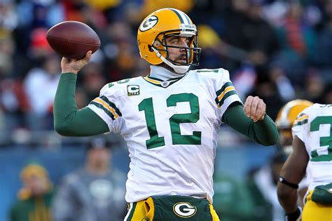 Aaron Rodgers: Why Most of The NFL Is Pulling for Him and The Green Bay ...