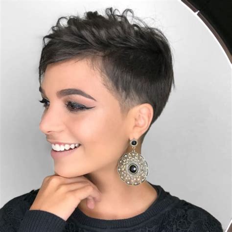 10 Stylish Feminine Pixie Haircuts, Short Hair Styles for Female - PoP ...