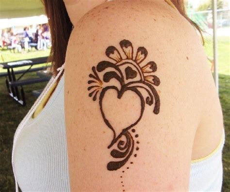 Top 10 Great Temporary Henna Tattoos | Henna tattoo temporary, Henna ...