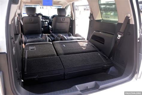 Nissan elgrand interior review