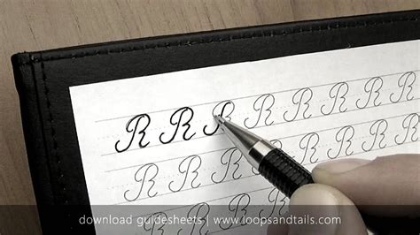 Calligraphy Fancy Cursive Capital G