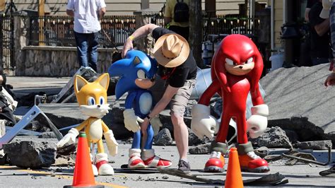 Sonic 2 movie set photos show Knuckles’ design for the first time | VGC