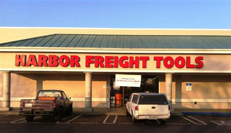 Harbor Freight Tools - 13 Reviews - Hardware Stores - 901 N Carpenter ...