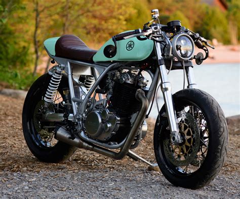 Super Single: Yamaha SR500 Cafe Racer by Spero Floro – BikeBound