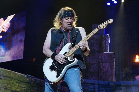 Iron Maiden Guitarist Adrian Smith to Release Autobiography