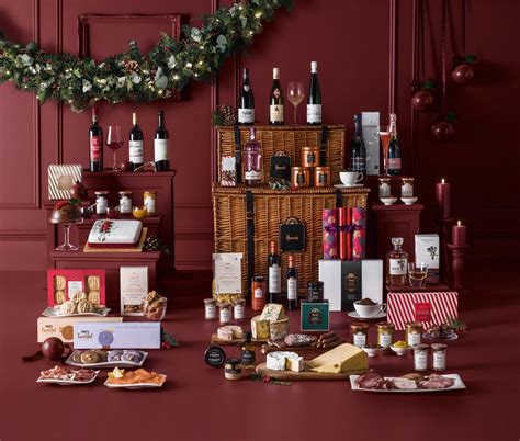 Festive Hampers by Harrods - Le Grand Mag