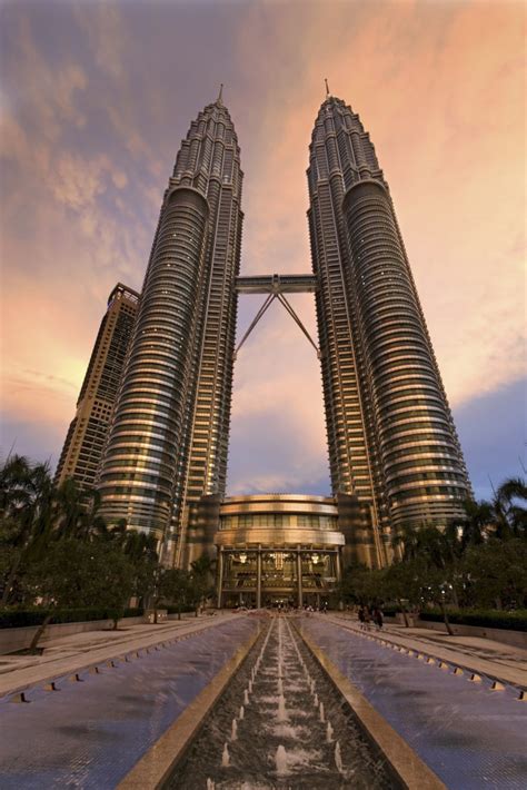 Petronas Twin Towers - IMB