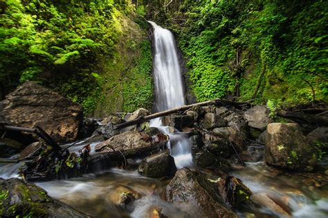 Long Exposure Photography of Waterfalls · Free Stock Photo