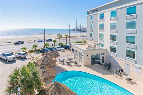 Clarion Pointe Galveston Seawall | Jetstar Hotels