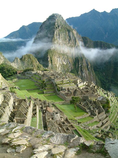 File:Peru Machu Picchu Sunrise.jpg - Wikipedia, the free encyclopedia