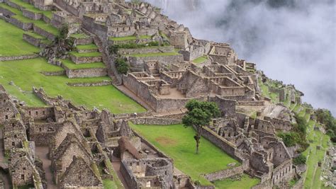 Machu Picchu is an Artistic and Architectural Masterpiece - Last Call ...