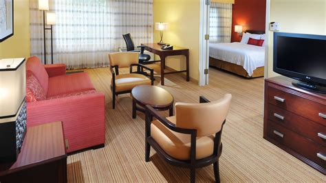 Hotels near Houston Hobby Airport | Courtyard Houston Hobby Airport