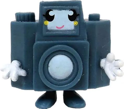 Moshi Monsters Moshlings Series 2 Holga 1.5 Mini Figure 45 Spin Master ...