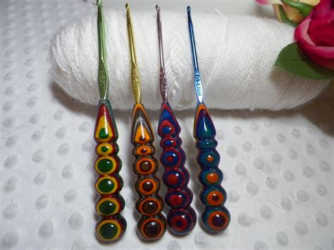 4 Handmade Crochet Hook Handle with Boye Hooks Hook Size : F