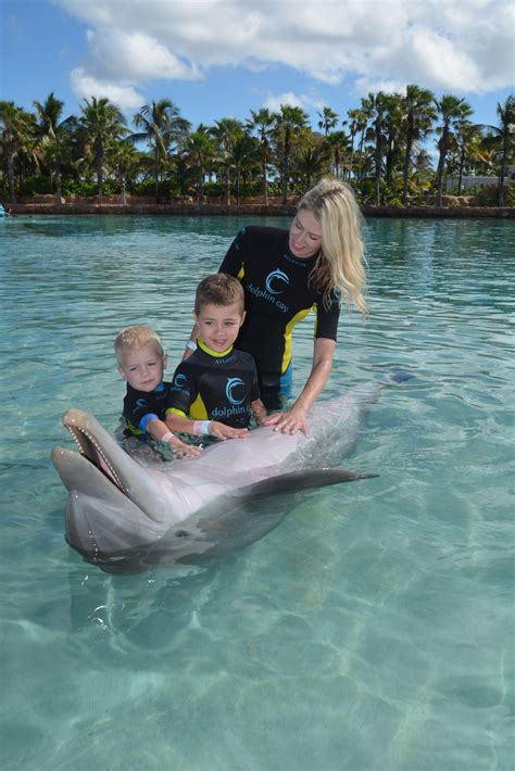 The Atlantis Travel Guide - 10 Tips for Travelling with Kids | Pursuing ...