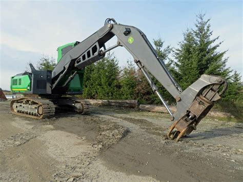 2017 John Deere 3756G Hydraulic Log Loader - Forestech Equipment Ltd.