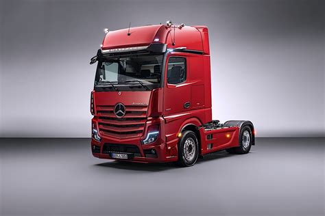 Mercedes-Benz Actros L Revealed as Largest and Most Capable in the ...