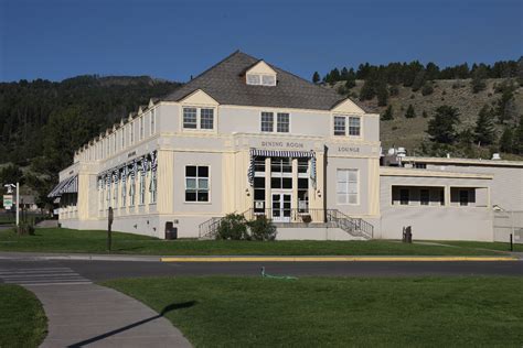 Mammoth Hot Springs Hotel and Cabins – Yellowstone Reservations-