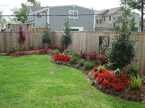 20+30+ Simple Small Backyard Landscaping Ideas – HOMYRACKS