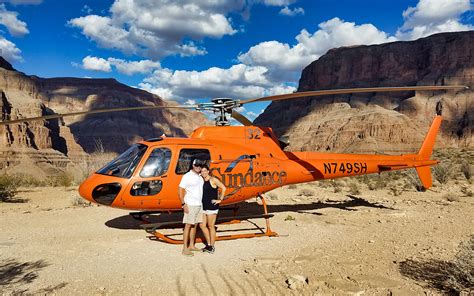 Grand Canyon Helicopter Tour with Floor Landing & Champagne Picnic ...