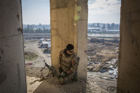 A Times Photographer’s Inside Look at the War on ISIS in Mosul - The ...