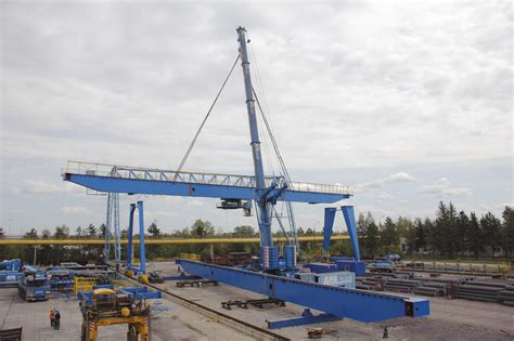 Installation of gantry crane