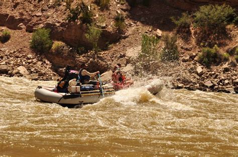 Split Mountain Green River Rafting Utah White Water at its finest ...