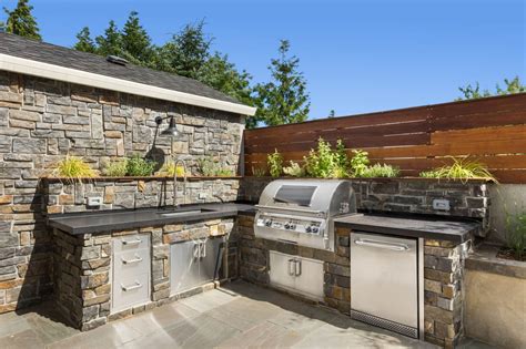 Ideas in Outdoor Kitchen Storage - North Texas Home Exteriors