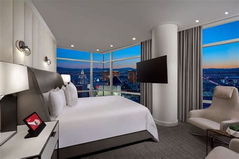 ARIA Resort & Casino in Las Vegas: Find Hotel Reviews, Rooms, and ...