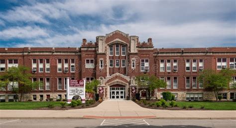 Lockport Township High School Editorial Stock Image - Image of chicago ...