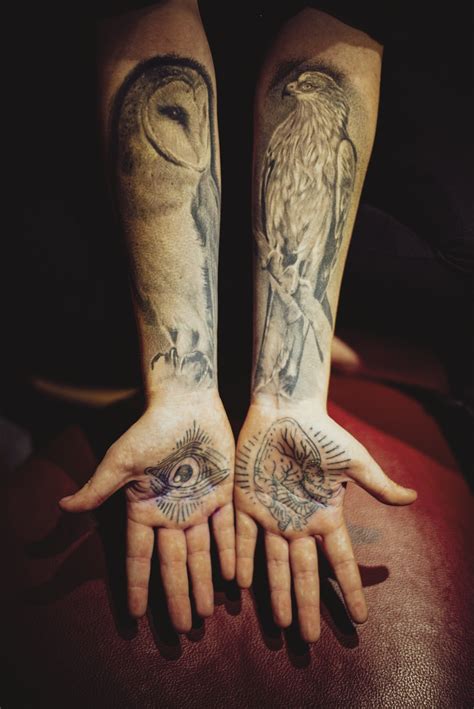 Hand Tattoos for Men: 7 Pictures of Meaningful Tattoos — CHELSIDERMY ...