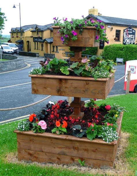 30 Amazing “Tiered Planter” Ideas to Beautify Your Garden – Crafty Daily