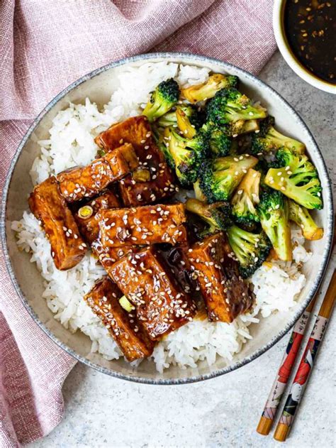 Teriyaki Tofu - Six Hungry Feet