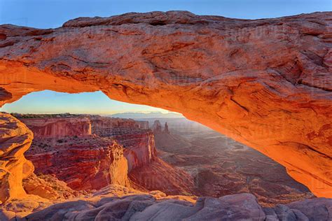 USA, Utah, Canyonlands National Park, Island in the Sky, Mesa Arch at ...