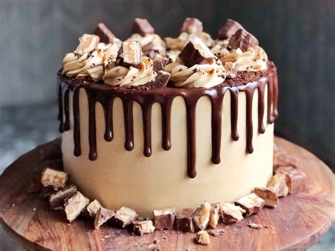 Cake by Courtney: Best Ever Snickers Inspired Candy Bar Cake | Candy ...